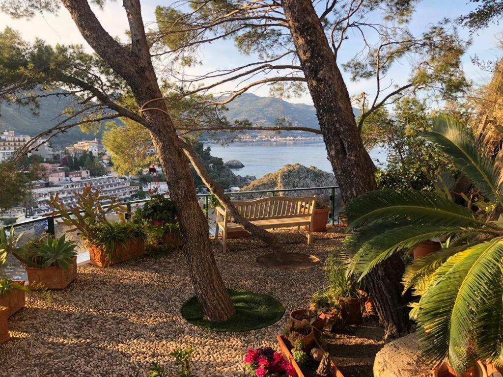 Terrazza Isola Bella Taorminaヴィラ エクステリア 写真