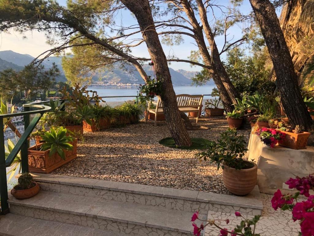 Terrazza Isola Bella Taorminaヴィラ エクステリア 写真